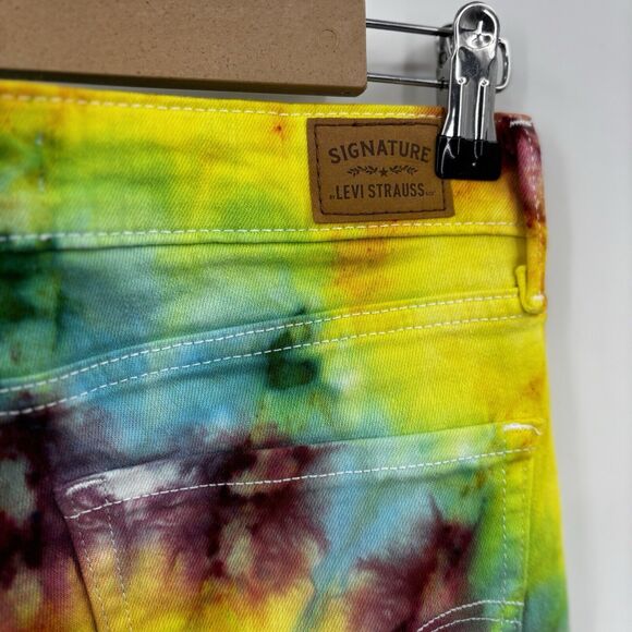 Signature by Levi Strauss Mid Rise Skinny Crop Jeans 8 Tie Dye Distressed Y2K - Picture 9 of 14